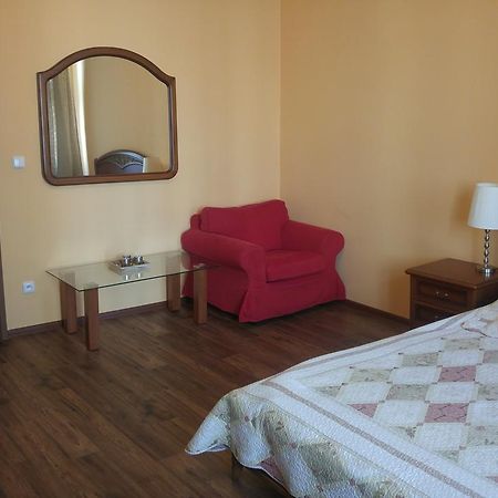 Apartman V Centru Karlovych Varu Карловы Вары Экстерьер фото