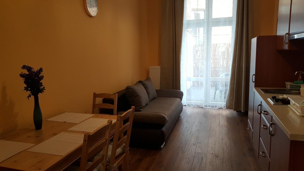 Apartman V Centru Karlovych Varu Карловы Вары Экстерьер фото