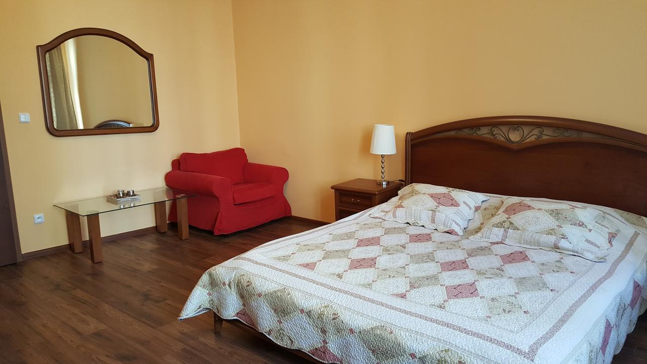 Apartman V Centru Karlovych Varu Карловы Вары Экстерьер фото