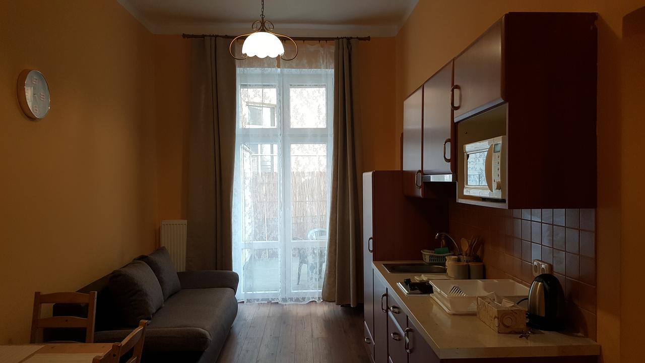 Apartman V Centru Karlovych Varu Карловы Вары Экстерьер фото